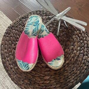 J. McLaughlin Fuchsia Scalloped Espadrilles